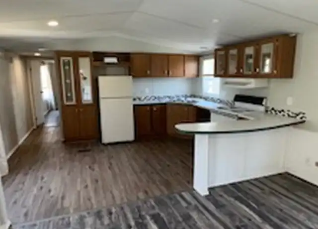 Property at 5407 Elkhunter Trl, San Antonio, TX, 78222, 3 beds, 2 baths, [object Object]