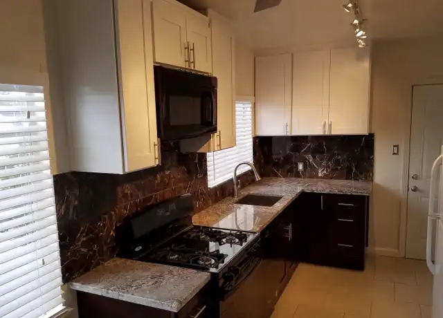 Property at 2515 S St, Sacramento, CA, 95816, 2 beds, 1 bath, [object Object]