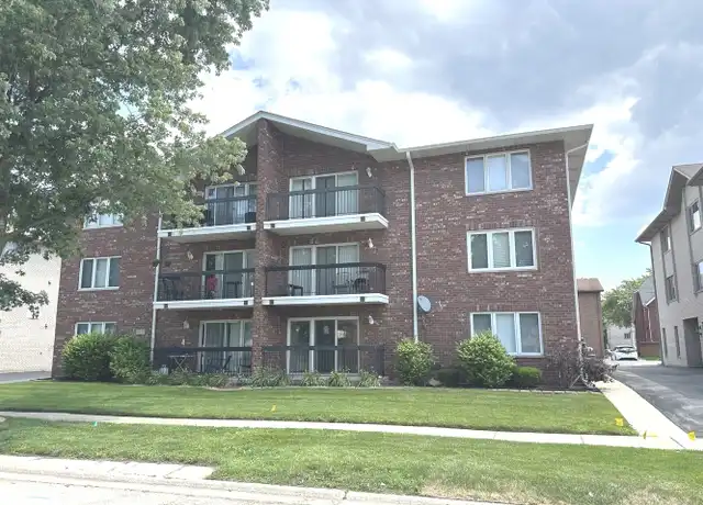 Property at 9529 Minnick Ave Unit 1S, Oak Lawn, IL, 60453, 2 beds, 2 baths, [object Object]