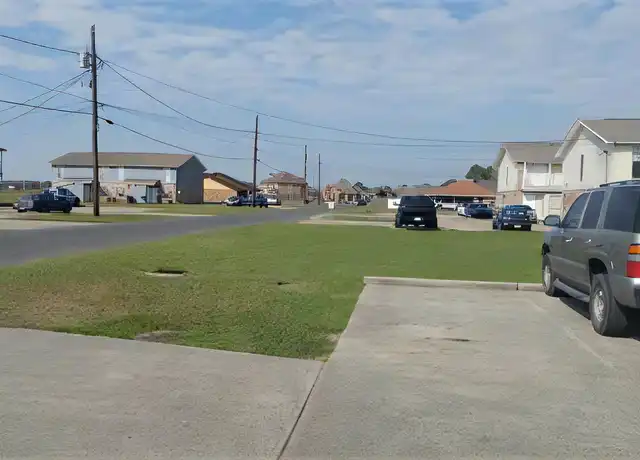 Property at 116 Oak Ridge Ave, Donaldsonville, LA, 70346, 2 beds, 1.5 baths, [object Object]