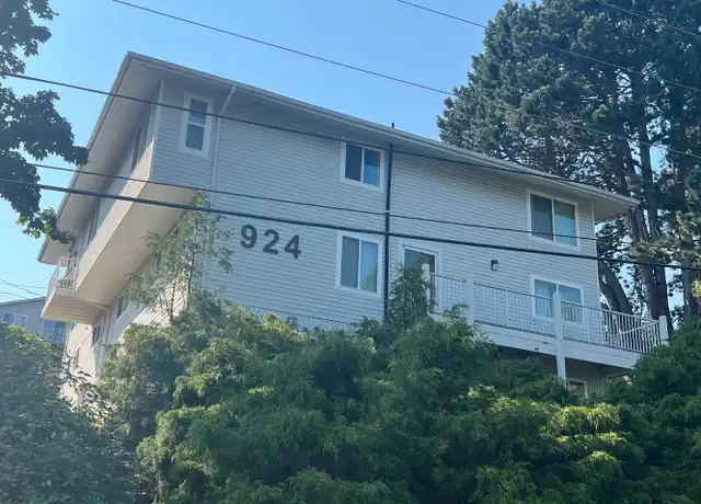 Property at 924 21st St Unit 8, Bellingham, WA, 98225, 0 beds, 1 bath, [object Object]