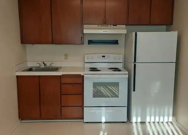 Property at 924 21st St Unit 8, Bellingham, WA, 98225, 0 beds, 1 bath, [object Object]