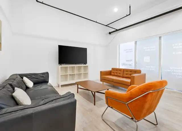 Property at 475 SW 7th St, Miami, FL, 33130, 0 beds, 1 bath, [object Object]