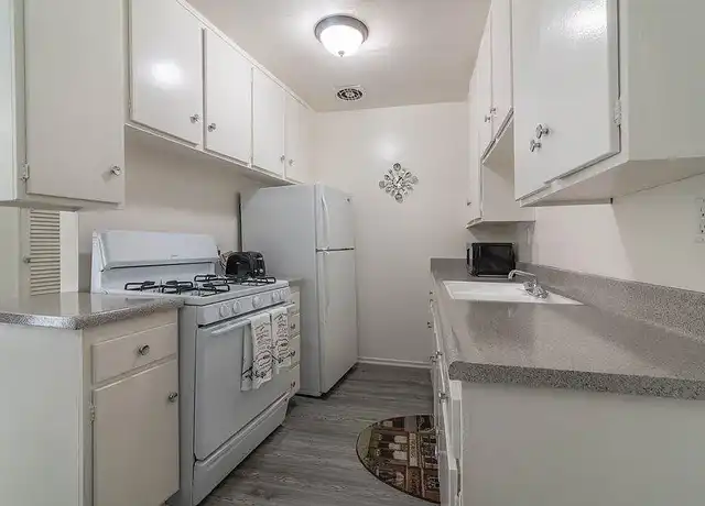 Property at Sunland Park - 8640 Hillrose St, Sunland, CA, 91040, 1 bed, 1 bath, [object Object]