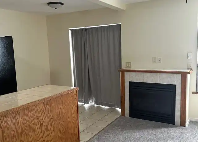 Property at 560 7th Ave, Hammond, OR, 97121, 3 beds, 1.5 baths, [object Object]