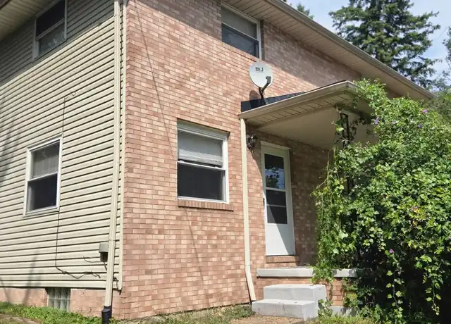 Property at 5085 Quincy St NW Unit 5085, Canton, OH, 44708, 2 beds, 1 bath, [object Object]