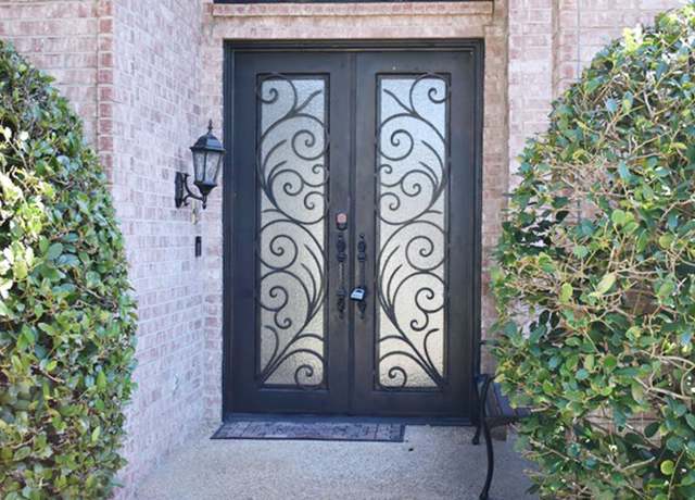 Photo of 103 Clear Lake Ct, Southlake, TX 76092