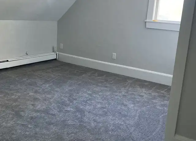 Property at 586 Broad St Unit 586, Weymouth, MA, 02189, 3 beds, 1.5 baths, [object Object]