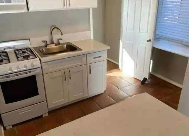 Property at 2024 Earl St, San Diego, CA, 92113, 1 bed, 1 bath, [object Object]