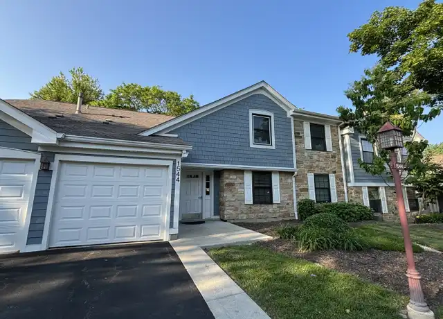 Property at 1544 Williamsburg Dr Unit B2, Schaumburg, IL, 60193, 2 beds, 2 baths, [object Object]