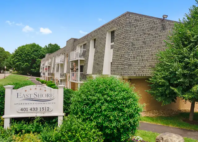 Property at East Shore Apartments - 300 E Shore Cir, East Providence, RI, 02914, 1 bed, 1 bath, [object Object]