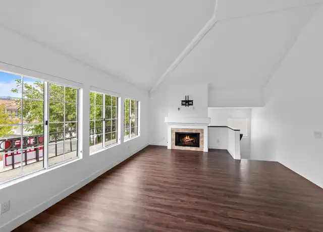 Property at 15 Primrose, Rancho Santa Margarita, CA, 92688, 2 beds, 2 baths, [object Object]