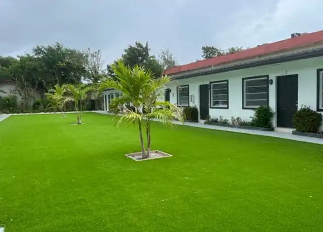 Property at 2309 Madison St Unit 2309-6, Hollywood, FL, 33020, 1 bed, 2 baths, [object Object]