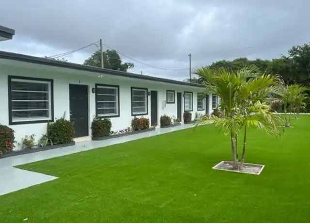 Property at 2309 Madison St Unit 2309-6, Hollywood, FL, 33020, 1 bed, 2 baths, [object Object]