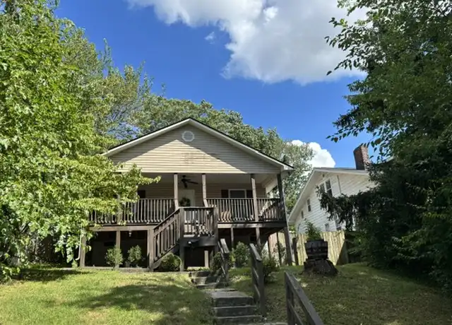 Property at 126 E Columbia Ave, Knoxville, TN, 37917, 2 beds, 1 bath, [object Object]