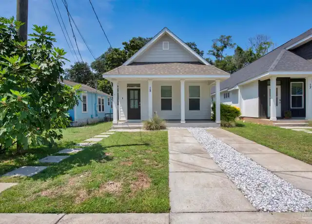 Property at 15 N L St, Pensacola, FL, 32502, 3 beds, 2.5 baths, [object Object]