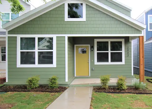 Property at 2043 S Florida Way, Fayetteville, AR, 72701, 3 beds, 2.5 baths, [object Object]