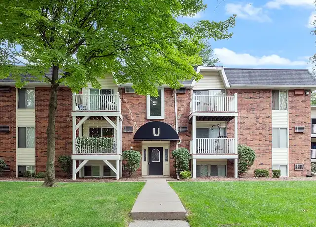 Property at Sunnydale Estates Apartments - 5834 Yermo Dr, Toledo, OH, 43613, 1-2 bed, 1-2 bath, [object Object]