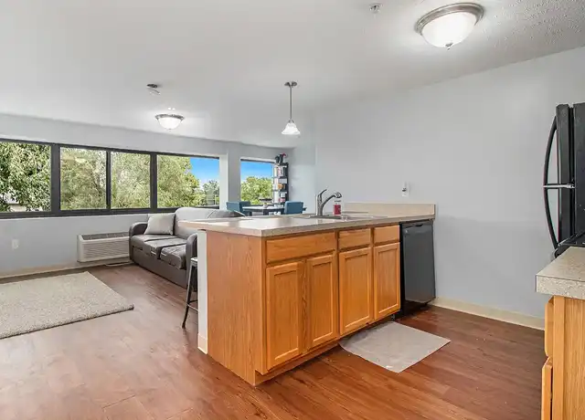 Property at Riverwalk Commons - 1106 S 20th St, South Bend, IN, 46615, 3 beds, 2 baths, [object Object]