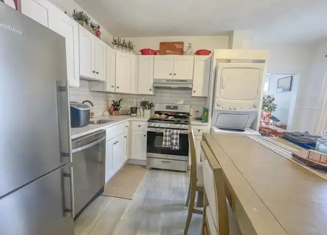 Property at 64 Trafford St, Quincy, MA, 02169, 2 beds, 1 bath, [object Object]