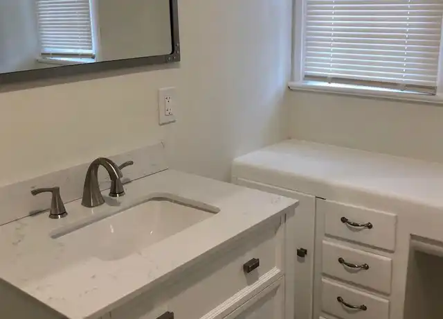 Property at 2615 25th St, Lubbock, TX, 79410, 3 beds, 2 baths, [object Object]