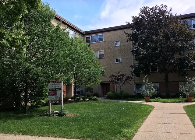 Photo of 4921 Crain St, Skokie, IL 60077