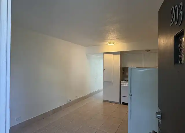 Property at 2126 Lauula St Unit 203, Honolulu, HI, 96815, 1 bed, 1 bath, [object Object]