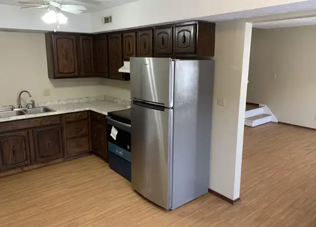 Property at 6450 Farmdale Rd, Barboursville, WV, 25504, 2 beds, 1 bath, [object Object]