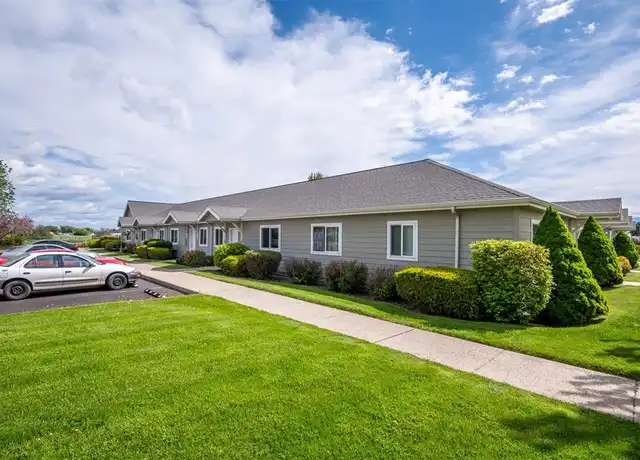 Property at 10700 Emily Dr, La Grande, OR, 97850, 1 bed, 1 bath, [object Object]