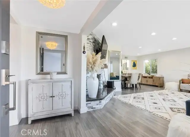 Property at 22444 Venido Rd, Woodland Hills, CA, 91364, 3 beds, 2 baths, [object Object]