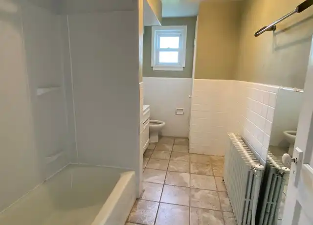 Property at 2300 Arlington Ave Unit Top, Pittsburgh, PA, 15210, 2 beds, 1 bath, [object Object]