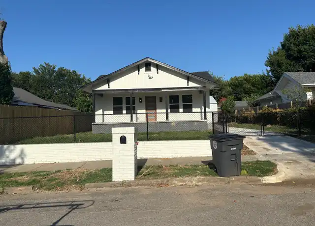 Property at 363 S Zunis Ave, Tulsa, OK, 74104, 3 beds, 2 baths, [object Object]
