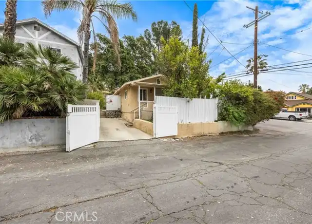 Property at 10106 Gish Ave, Tujunga, CA, 91042, 2 beds, 1.5 baths, [object Object]