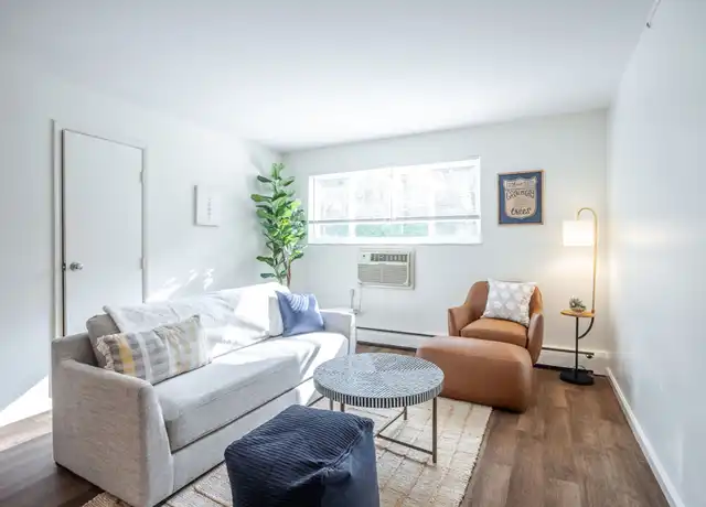 Property at 3623 Clarion Ave, Cincinnati, OH, 45207, 2 beds, 1 bath, [object Object]