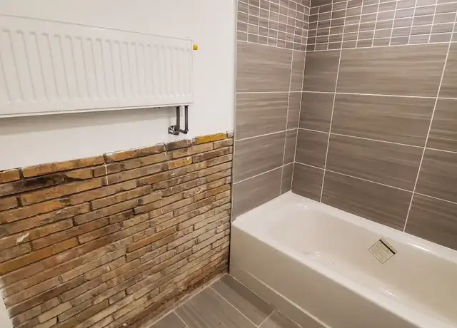 Property at 1084 Dale St N Unit 4, St Paul, MN, 55117, 2 beds, 1 bath, [object Object]