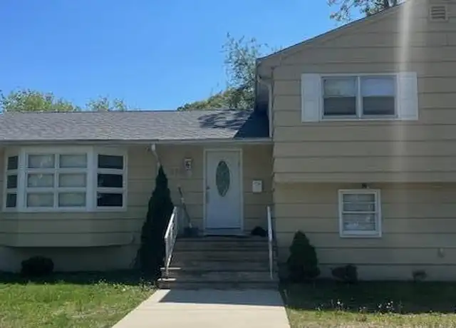 Property at 270 Berger Ave, Oakhurst, NJ, 07755, 5 beds, 2 baths, [object Object]