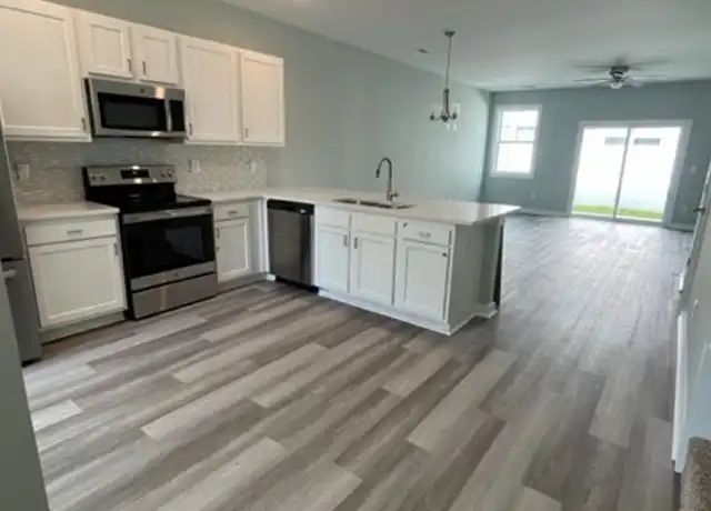 Property at 427 Sunfish Ln, N Topsail Beach, NC, 28460, 2 beds, 2.5 baths, [object Object]