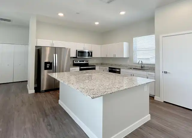 Property at 1640 E Baseline Rd Unit 01, Phoenix, AZ, 85042, 2 beds, 2 baths, [object Object]