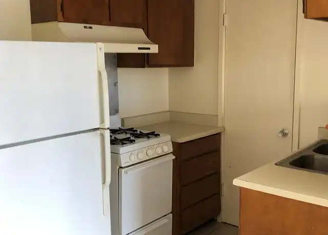 Property at 2875 S King St #310, Honolulu, HI, 96826, 1 bed, 1 bath, [object Object]