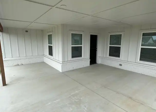 Property at 7308 E 89th St N, Owasso, OK, 74055, 4 beds, 2 baths, [object Object]
