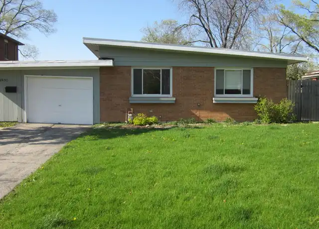 Property at 4550 Lilac Ave, Glenview, IL, 60025, 3 beds, 2 baths, [object Object]