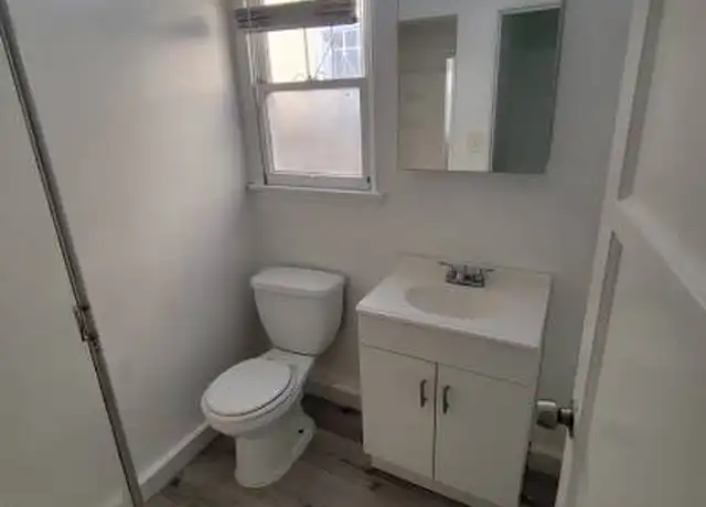 Property at 5936 Melrose Ave Unit 3, Los Angeles, CA, 90038, 1 bed, 1 bath, [object Object]