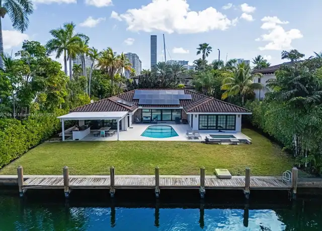 Property at 524 Oleander Dr Unit SFH, Hallandale Beach, FL, 33009, 4 beds, 4.5 baths, [object Object]