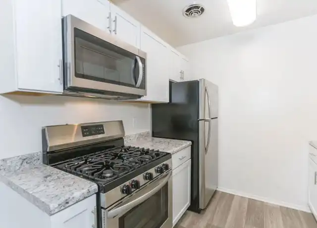 Property at 1260 17th Ave NW Unit 12604, Rochester, MN, 55901, 2 beds, 1 bath, [object Object]
