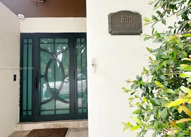Property at 800 Valencia Ave, Coral Gables, FL, 33134, 2 beds, 2 baths, [object Object]