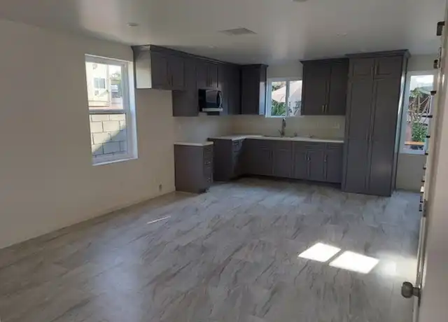 Property at 15434 Wyandotte St, Van Nuys, CA, 91406, 4 beds, 2.5 baths, [object Object]
