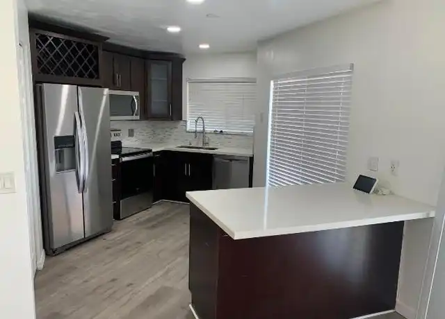 Property at 11041 SW 11th Ct, Pembroke Pines, FL, 33025, 3 beds, 2 baths, [object Object]