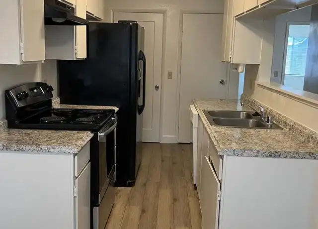 Property at 712 Kerryjen Ct Unit C, Redding, CA, 96002, 2 beds, 1 bath, [object Object]