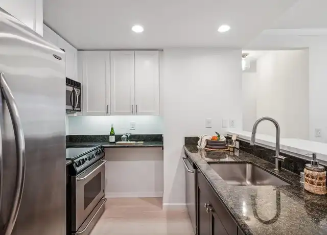 Property at 1800 Washington St #712, San Francisco, CA, 94109, 1 bed, 1 bath, [object Object]