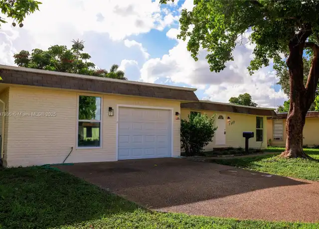 Property at 7805 NW 67th Ave Unit 7805, Tamarac, FL, 33321, 3 beds, 2 baths, [object Object]